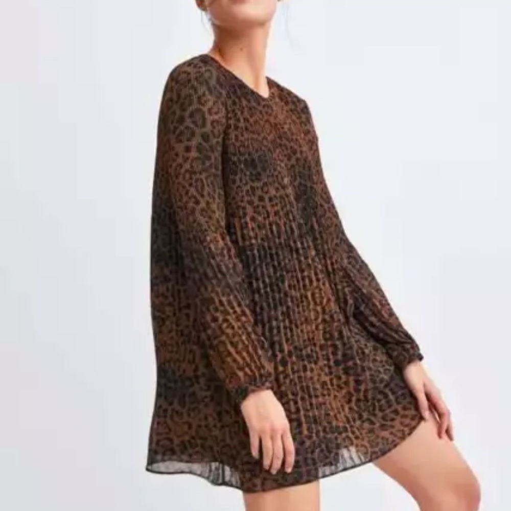 Zara trf leopard print chiffon mini dress Medium